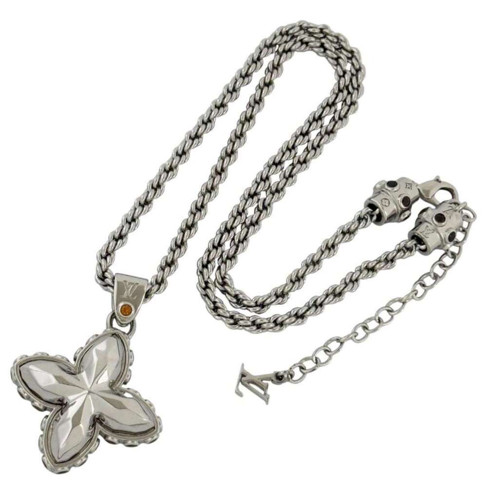 LOUIS VUITTON Necklace - Picture 2 of 10